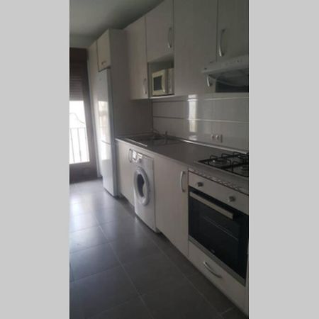 Piso Nuevo A 50 Minutos De Madrid Y Toledo Apartment Santa Cruz de la Zarza Bagian luar foto