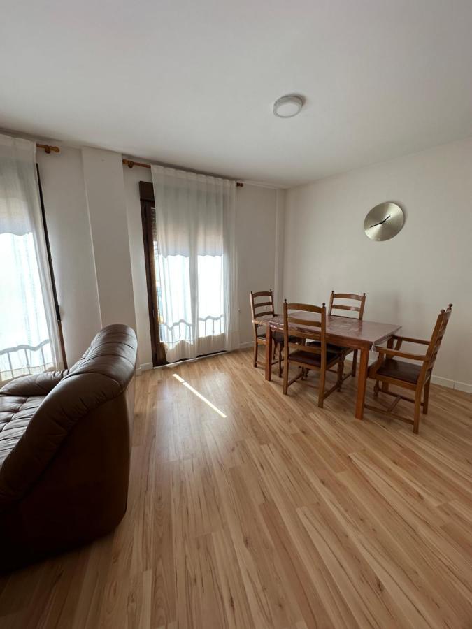 Piso Nuevo A 50 Minutos De Madrid Y Toledo Apartment Santa Cruz de la Zarza Bagian luar foto